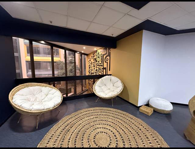 108M² OFFICE TO LET IN PARKTOWN